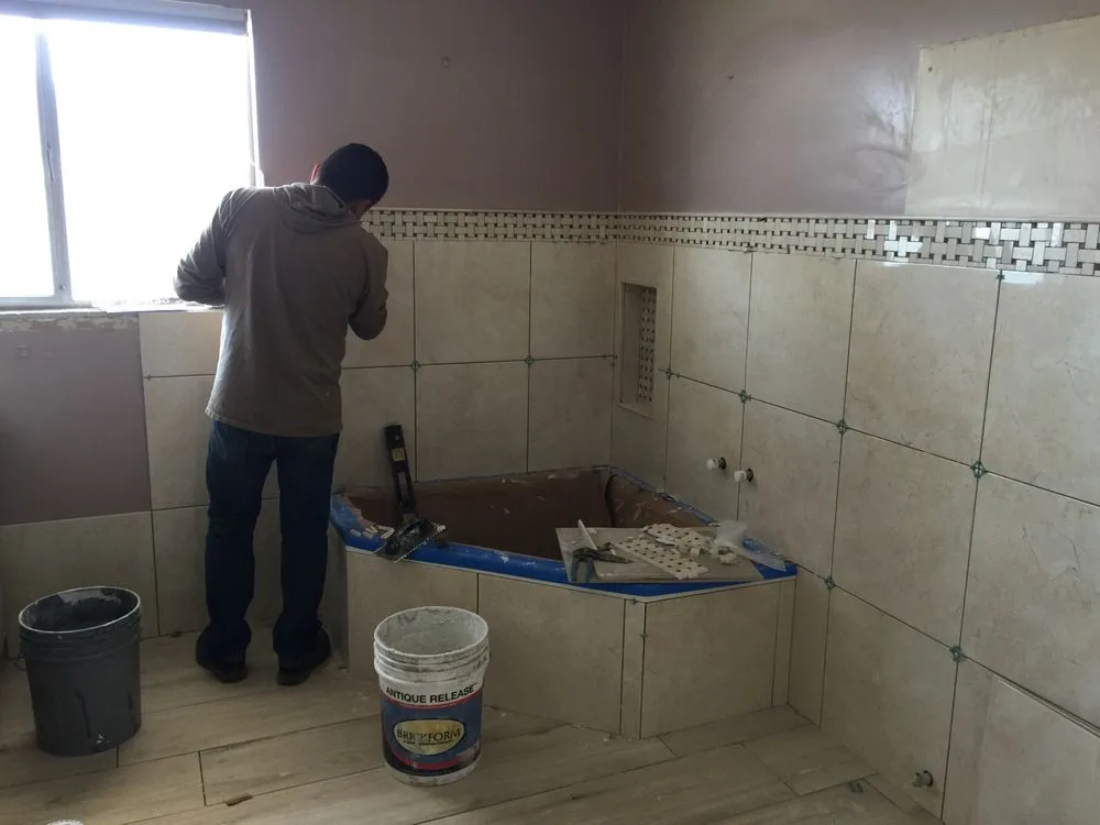 Slide of Luna Handyman