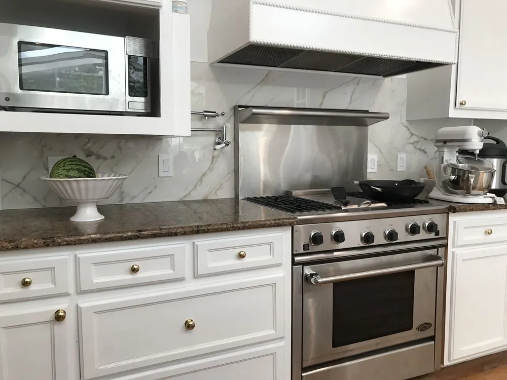 Slide of Luna Handyman