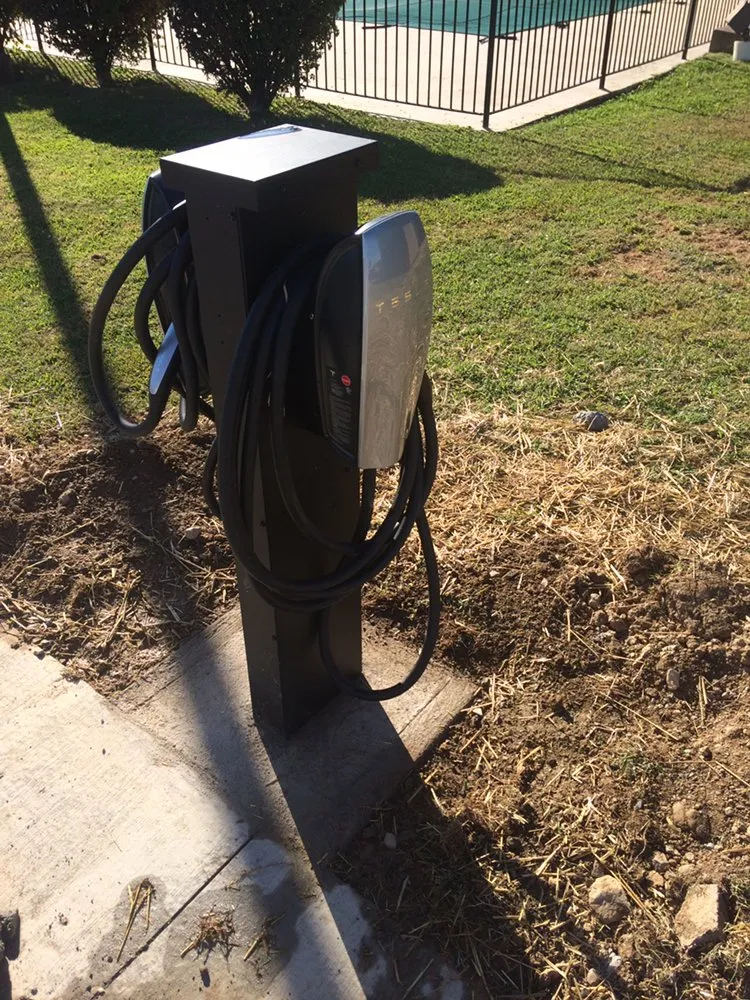 Slide of Lunsford Electric LLC