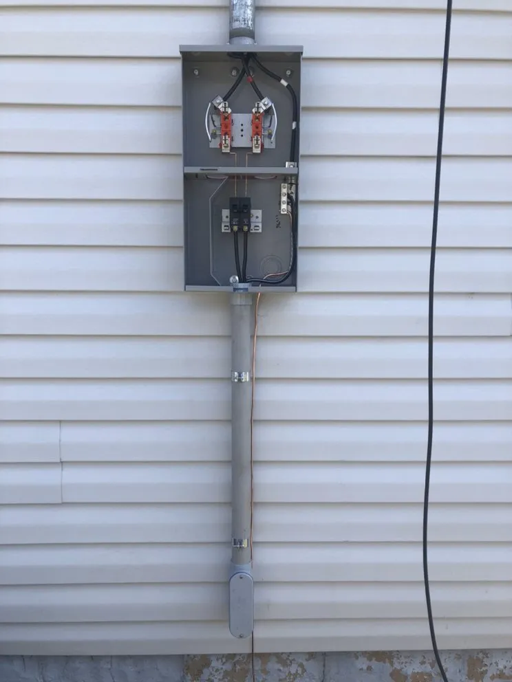 Slide of Lunsford Electric LLC