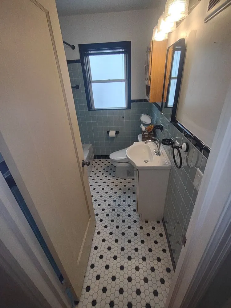 Slide of Luster's Pro Floors