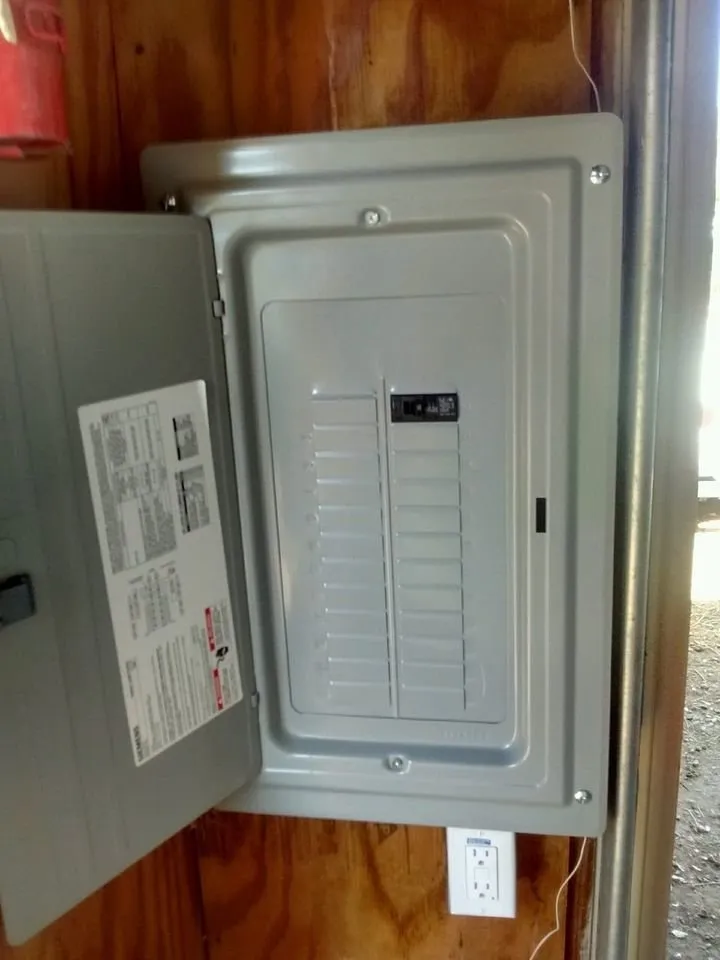 Slide of Luta Electric & Designs