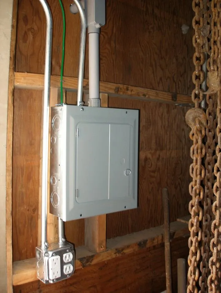 Slide of Luta Electric & Designs