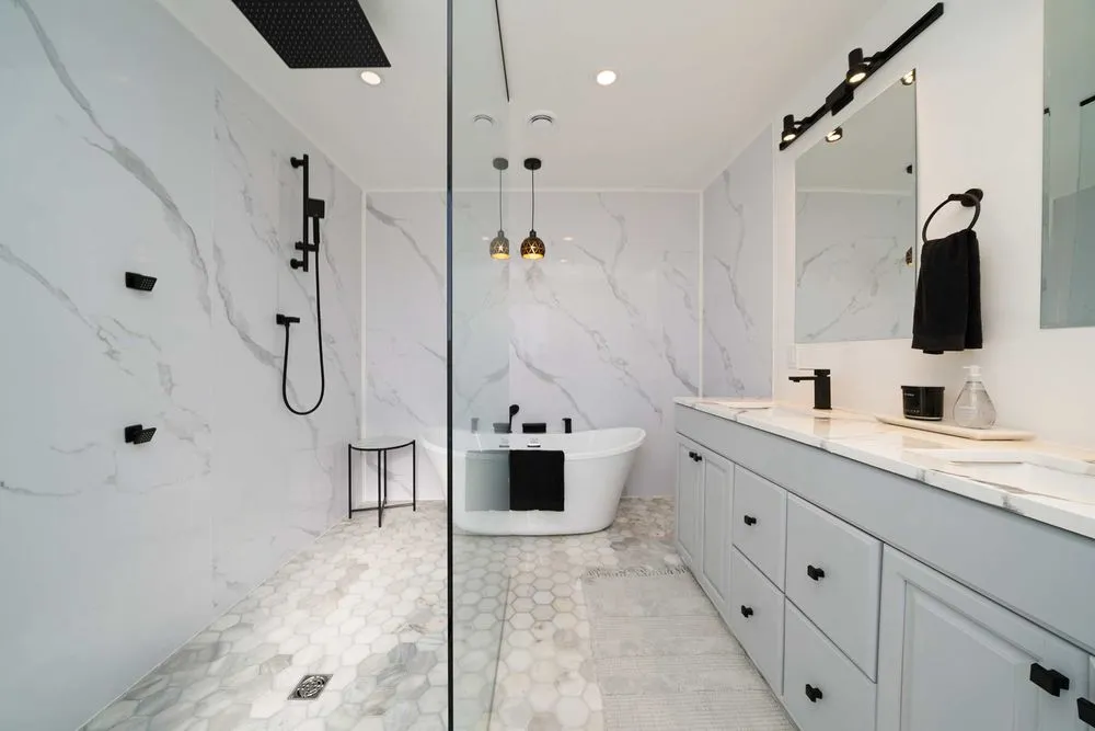 Slide of Lux Building Group