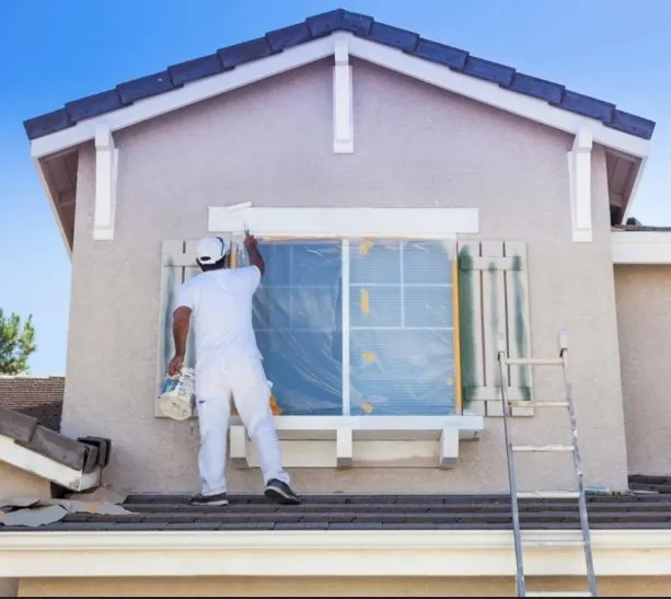 Reliable electrician providing lighting installation in , 