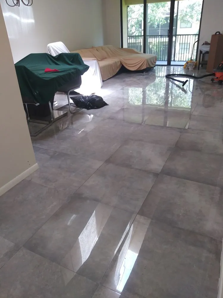 Slide of Luxe Services Of Florida