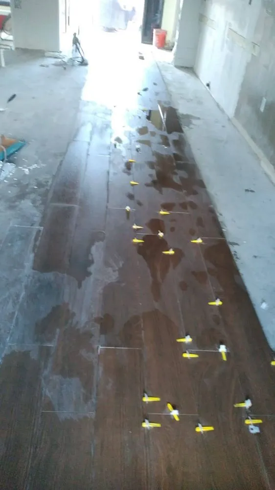 Slide of Luxe Services Of Florida