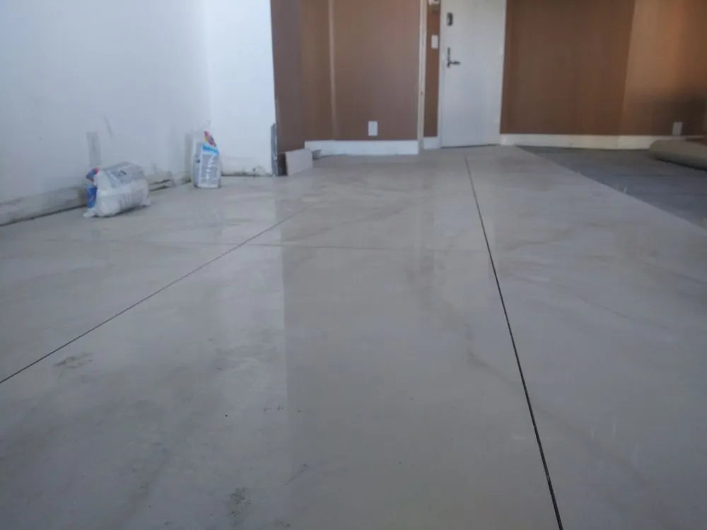 Slide of Luxe Services Of Florida