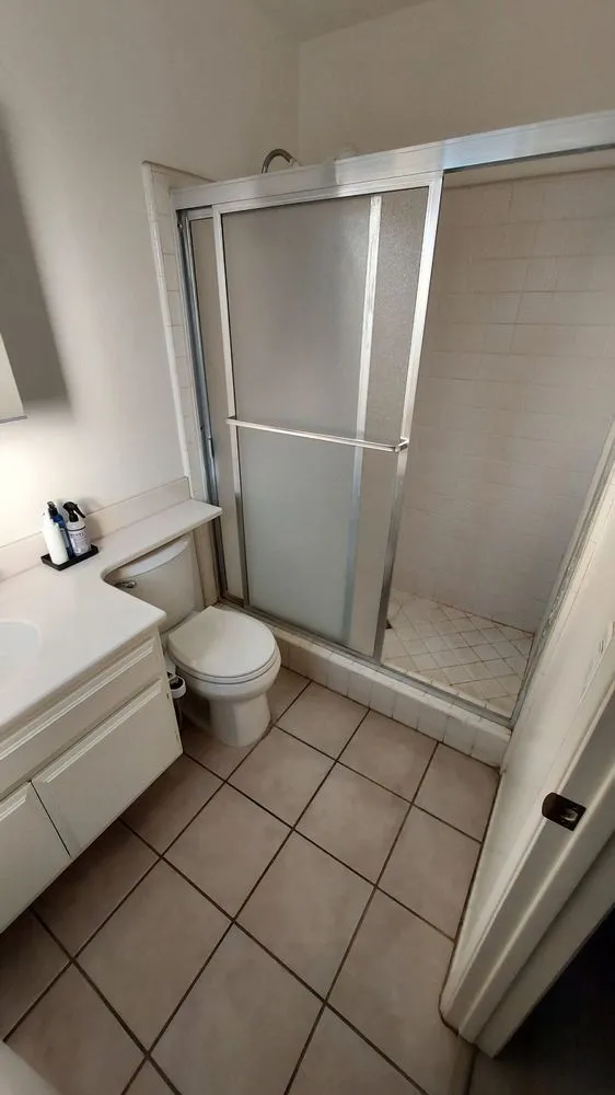 Slide of Luxebury Services