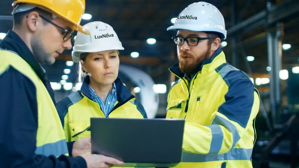 Licensed outlet and switch repair service in ,  - LuxNova US