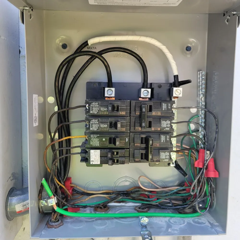 Licensed circuit breaker repair service in ,  - Luxury Pro Services