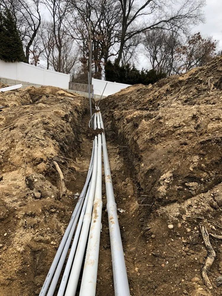 Slide of LUZ Electric Construction