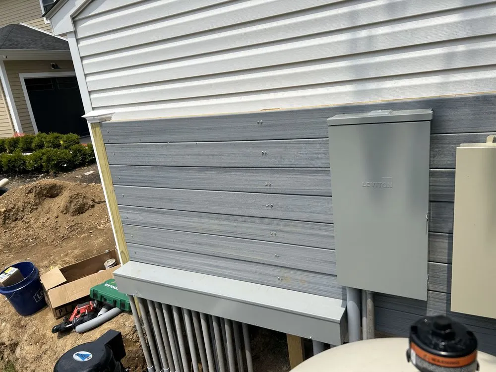 Slide of LUZ Electric Construction