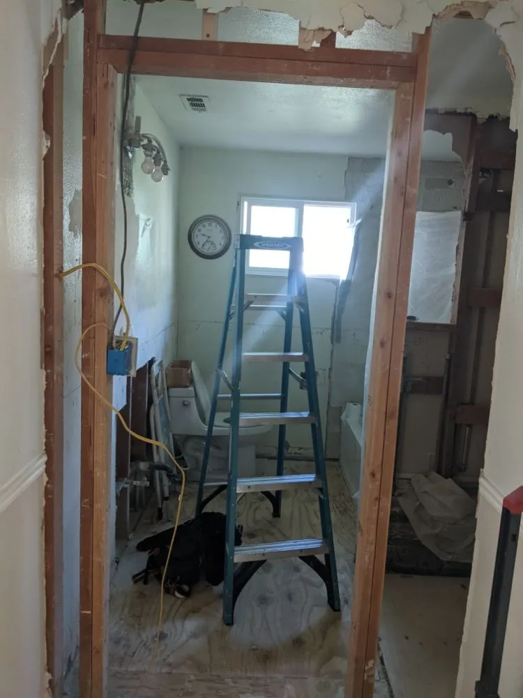 Slide of Luz Electric