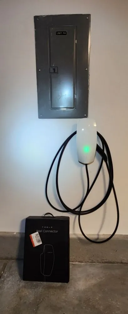 Slide of LV Electric & HD Services