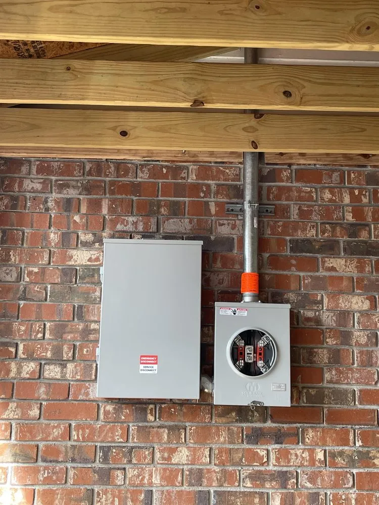 Trusted electrician providing lighting installation in Franklin, GA - LW Ward Electric