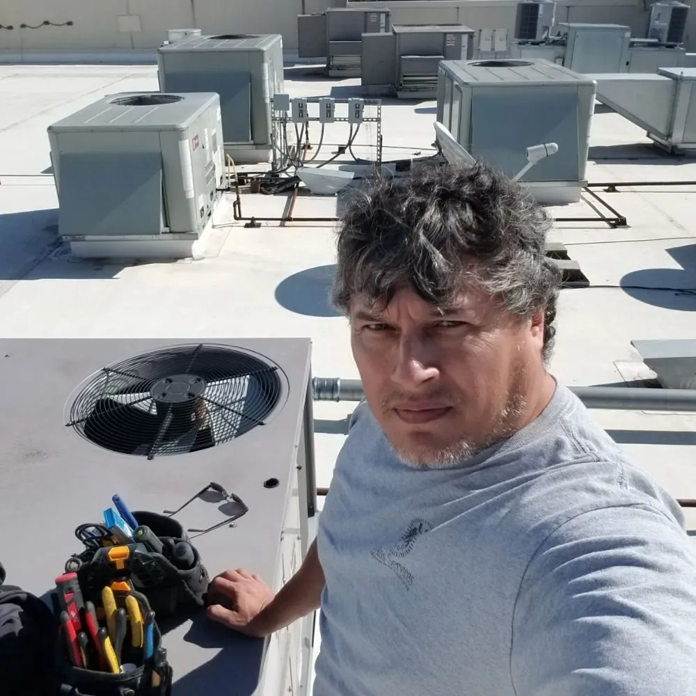 Reliable electrician providing panel upgrade in Austin, TX - Lykos Electrical, Heating & Air Conditioning