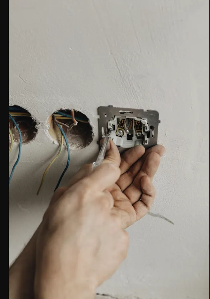 Slide of Lyles Electrician Service