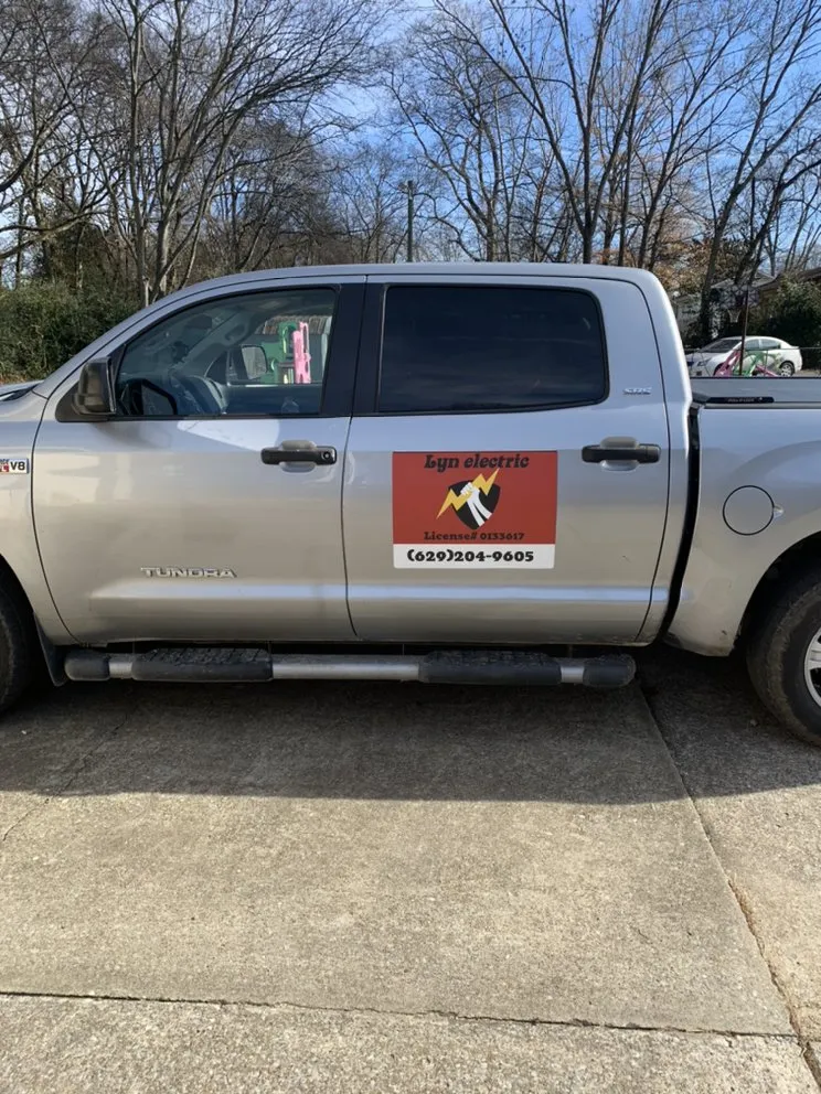 Slide of Lyn Electric and Construction