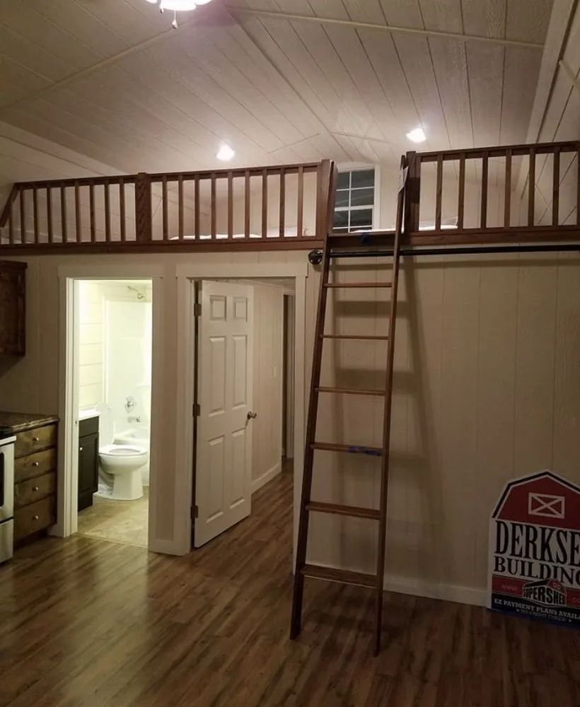 Slide of Lyn Electric and Construction