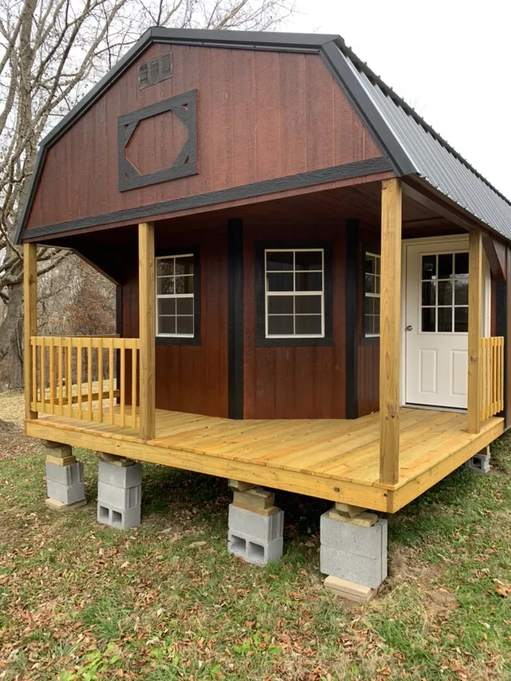 Slide of Lyn Electric and Construction