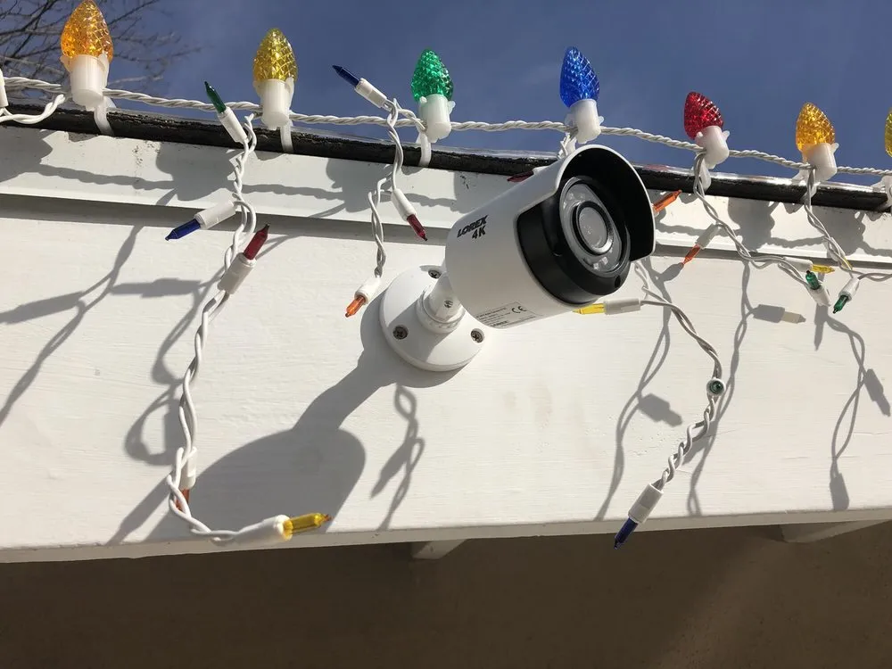 Licensed electrician providing lighting installation in , 