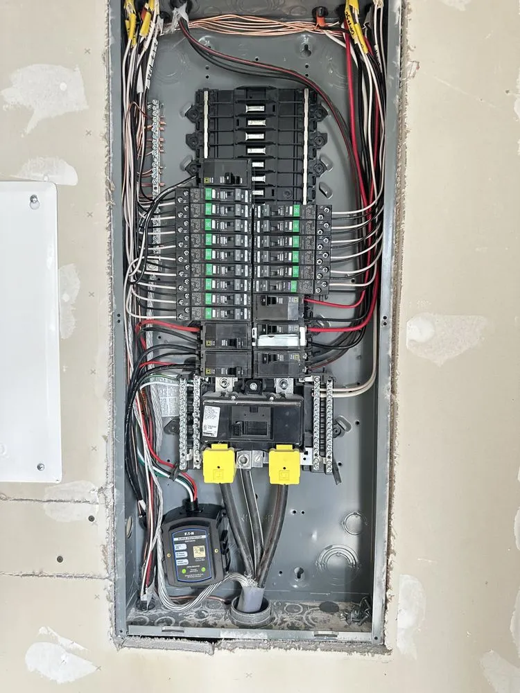 Slide of M & M Electrical Services