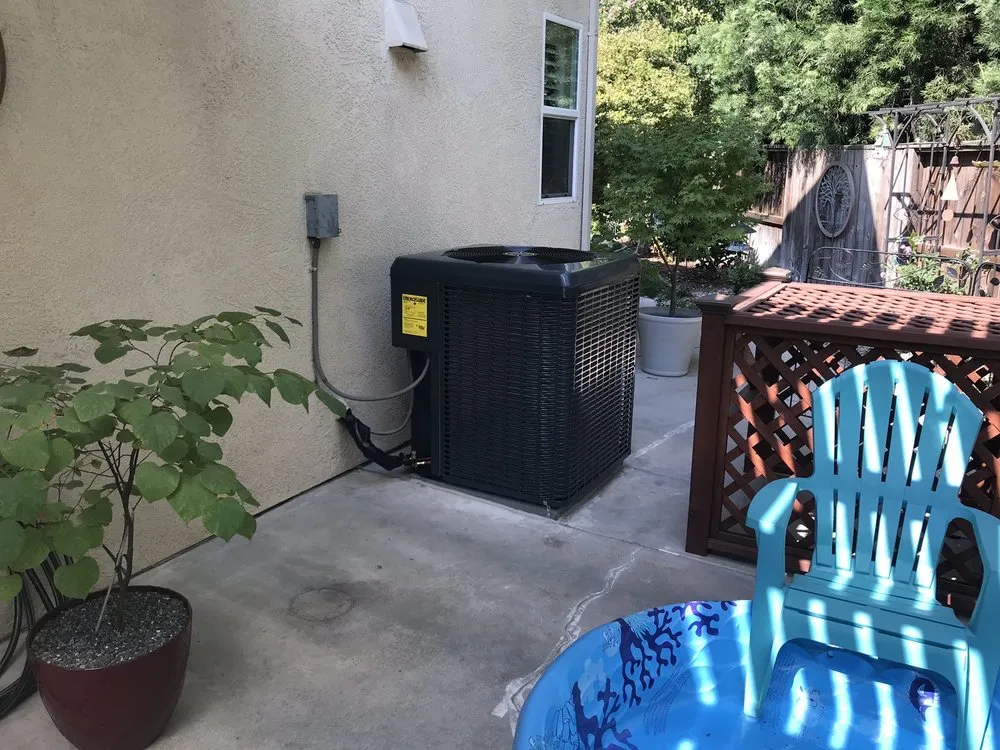 Professional electrician providing outlet and switch repair in , 