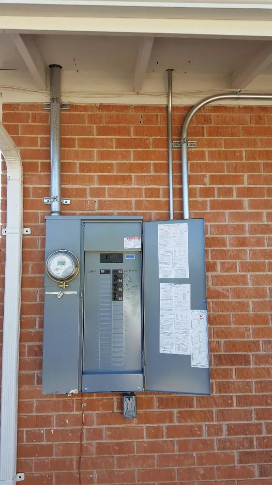 Slide of M & R Electrical Services