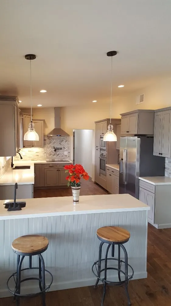 Slide of M & R Electrical Services