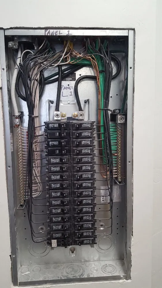 Slide of M & R Electrical Services