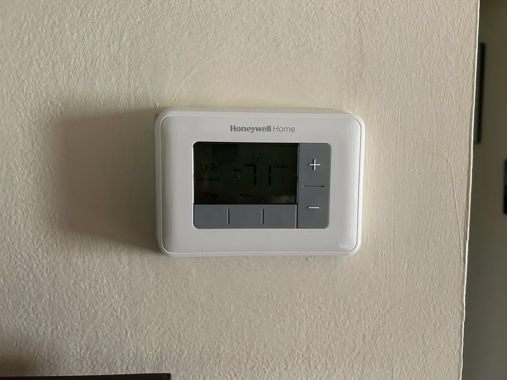 Slide of M And B Electrical Contracting