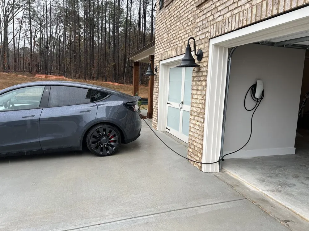 Slide of M D Contracting Solutions