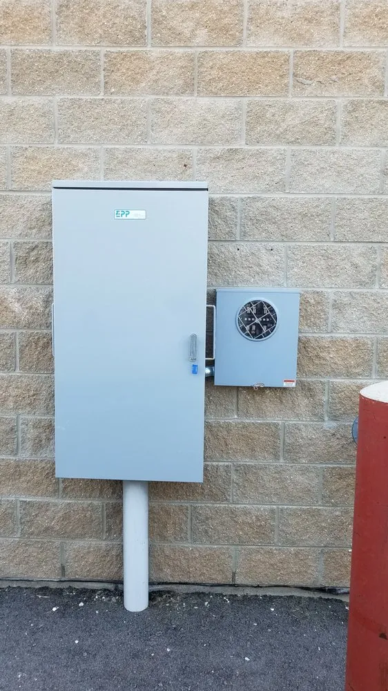 Slide of M E Power & Light