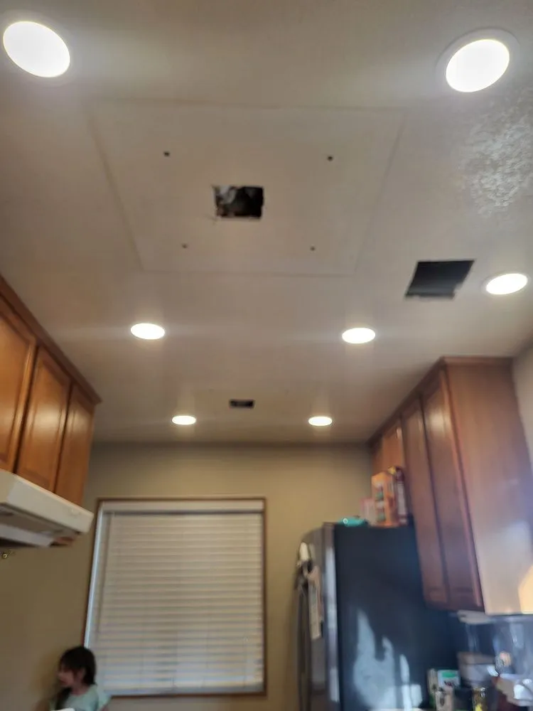 Slide of M Electric Construction