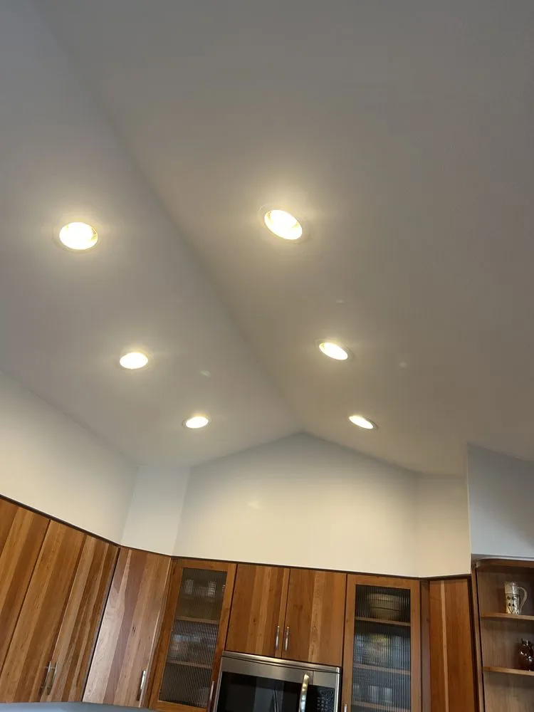 Slide of M Electric Services