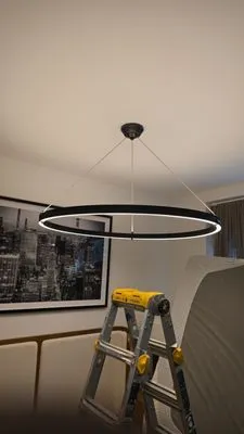 M-UNIT'S Electrician Logo