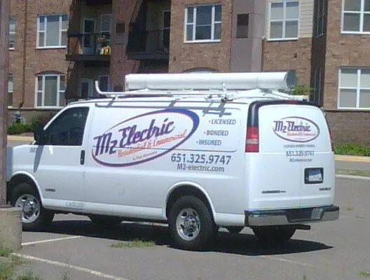 Licensed electrician providing circuit breaker repair in St Paul, MN - M2 Electric