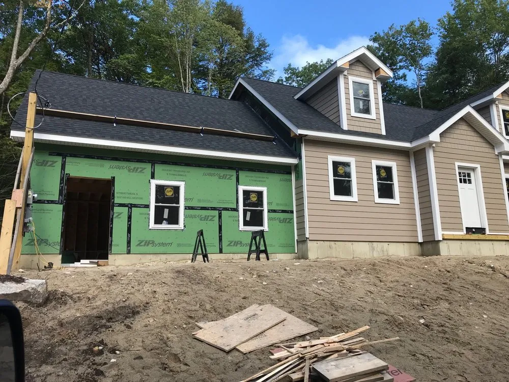 Licensed electrical service for homes in lighting installation, by