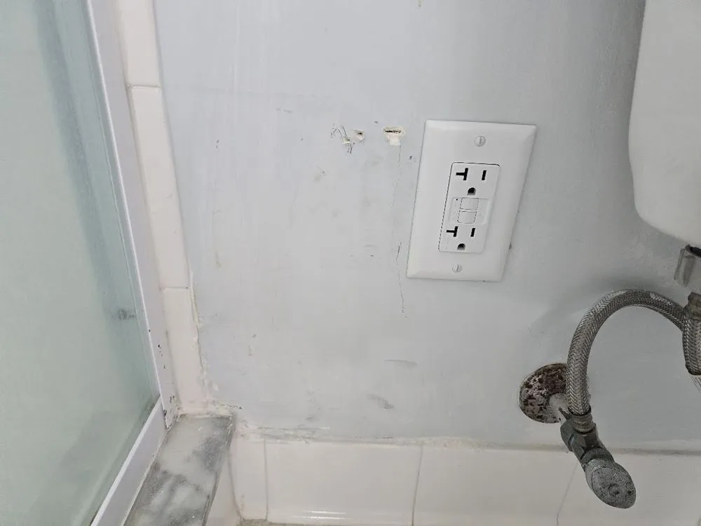 Slide of Mac 5 Services