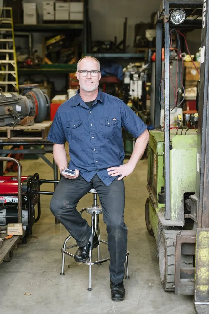 Slide of Mac and Mac Electric Company