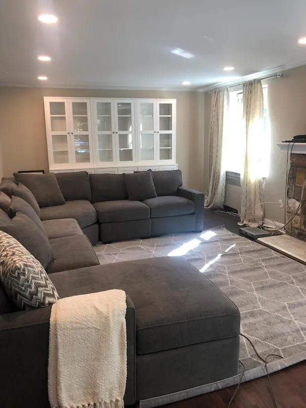 Slide of Mac Electric