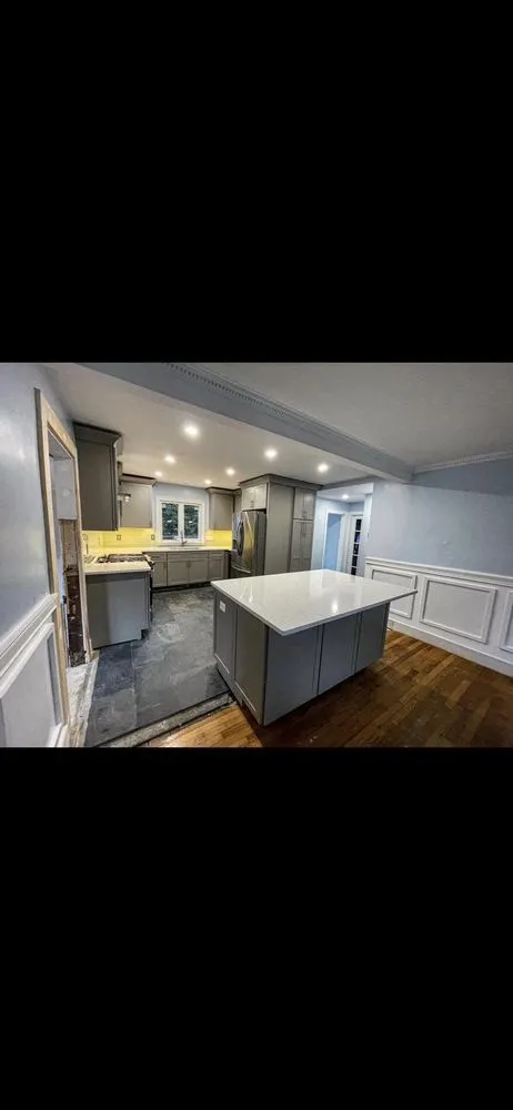 Slide of Mac Electric