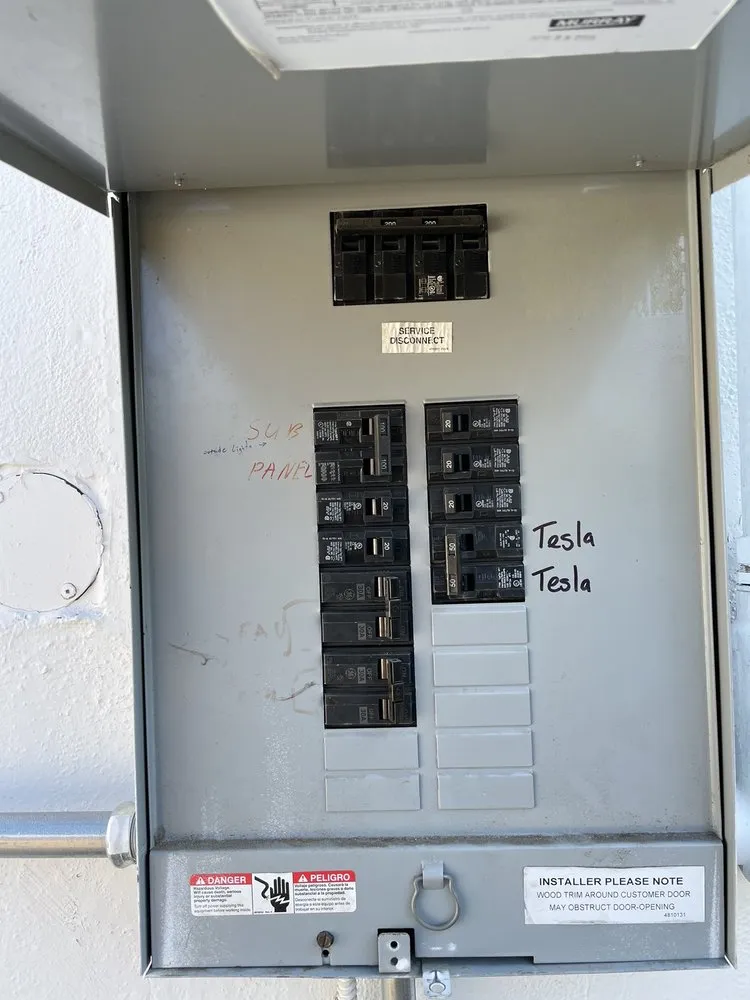 Emergency outlet and switch repair in ,  by Mac Electrical