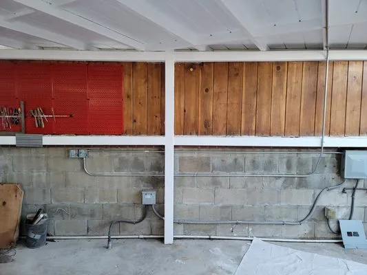 Macanudoz Electric Logo