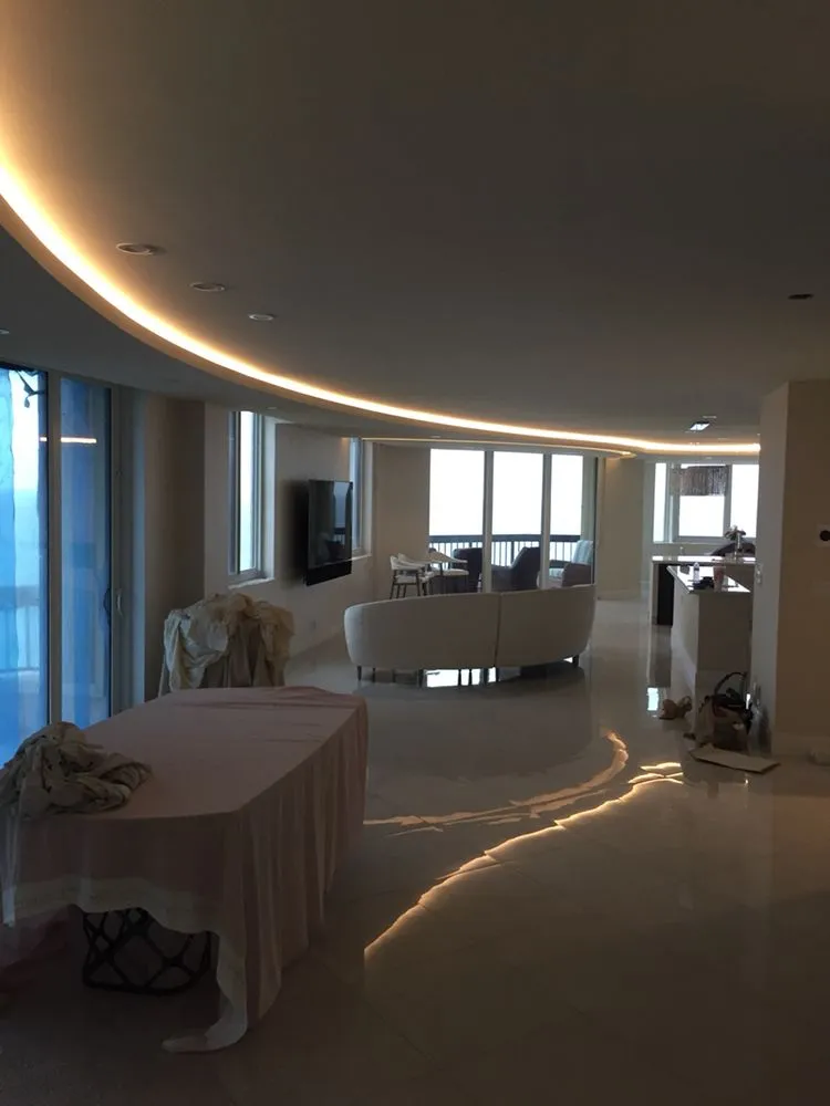 Slide of Maccloud Electrical Contracting