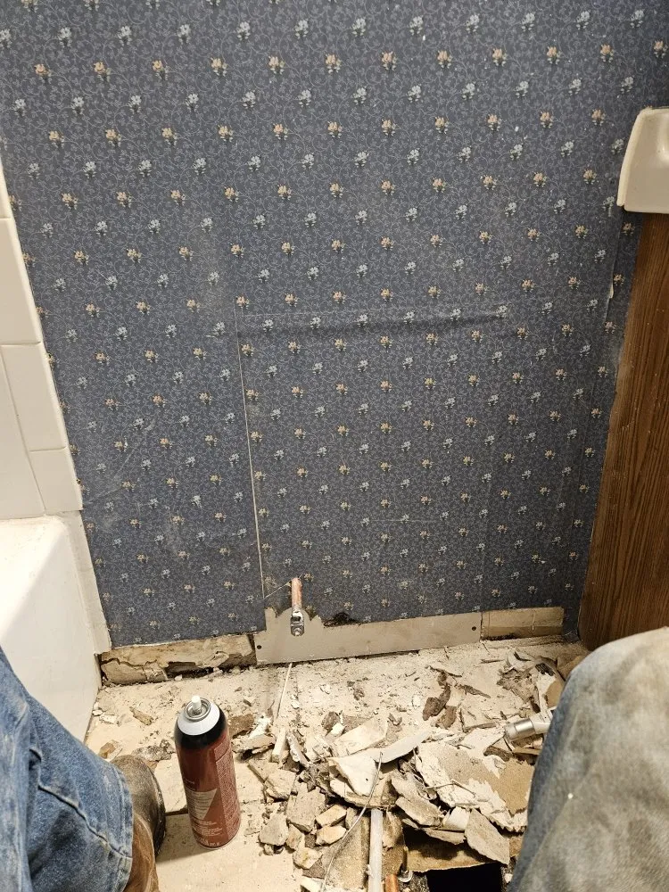 Slide of MacGregor Enterprises Handyman Services