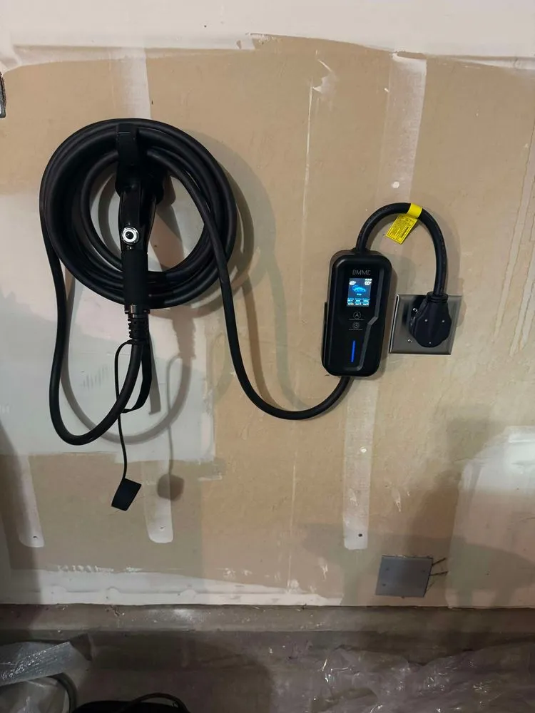 Slide of Macias Electric