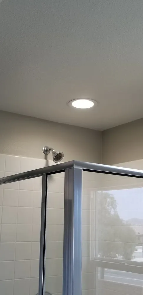 Slide of Maciel Electric & Lighting