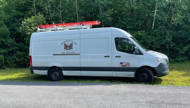 Slide of MacInnis Electrical